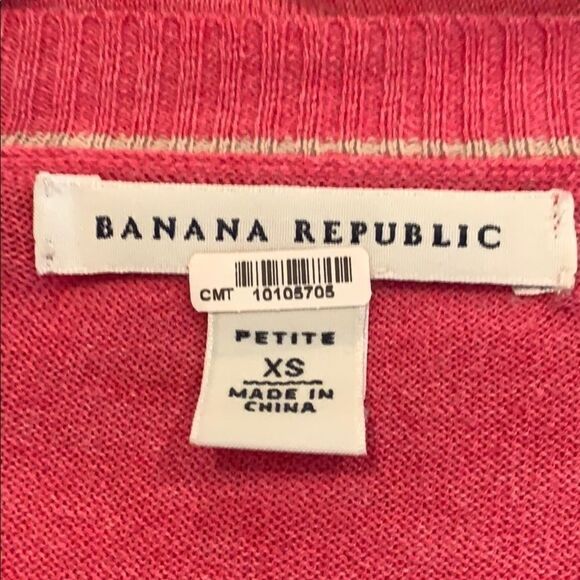 BANANA REPUBLIC V-neck pullover sweater.XS Petite - Picture 2 of 2